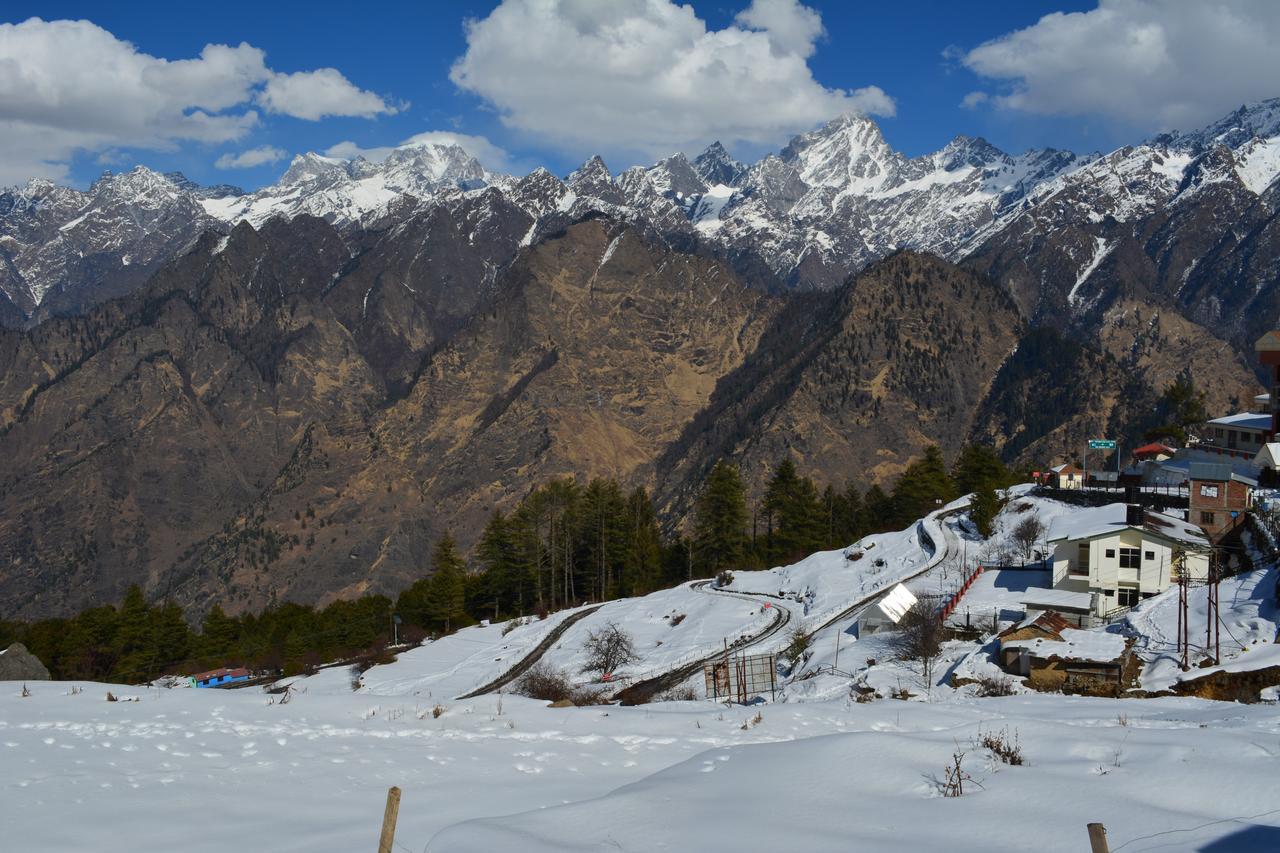 Auli Resort Joshīmath Eksteriør billede